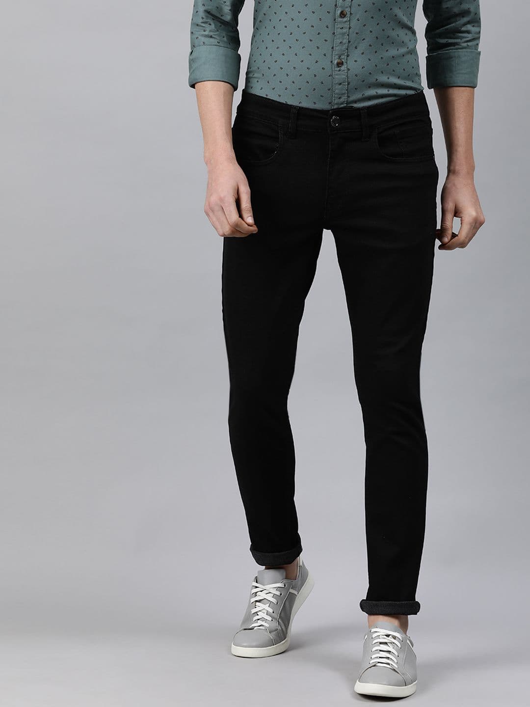 WROGN Men Black Skinny Fit Mid-Rise Clean Look Stretchable Jeans - view 1