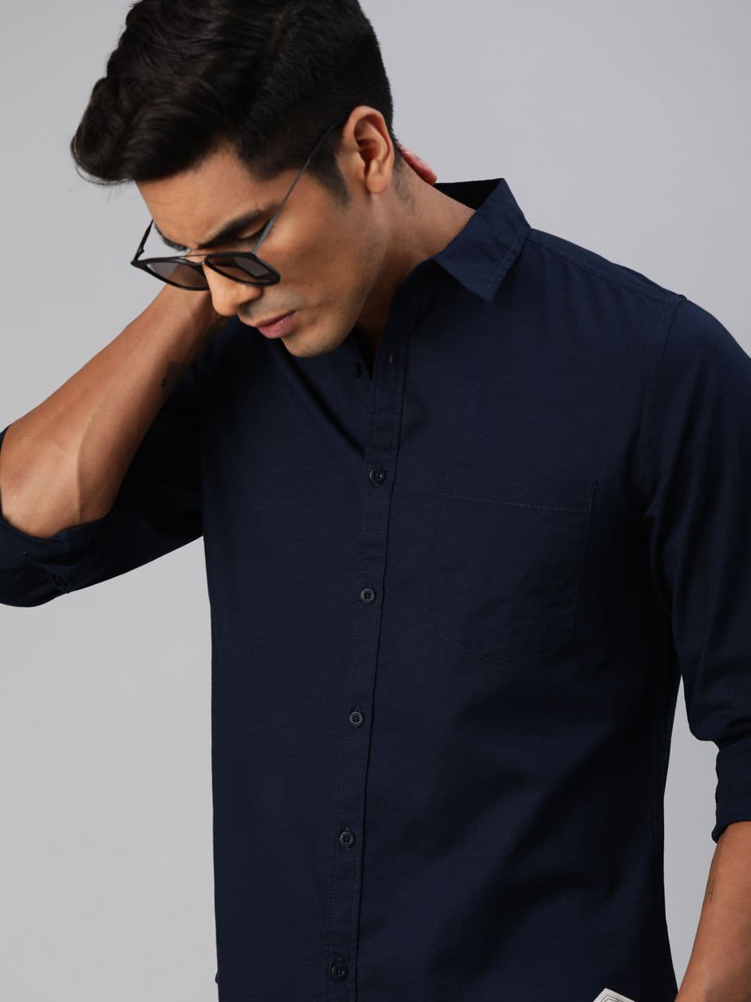 Roadster Men Navy Blue Regular Fit Solid Casual Shirt - view 1