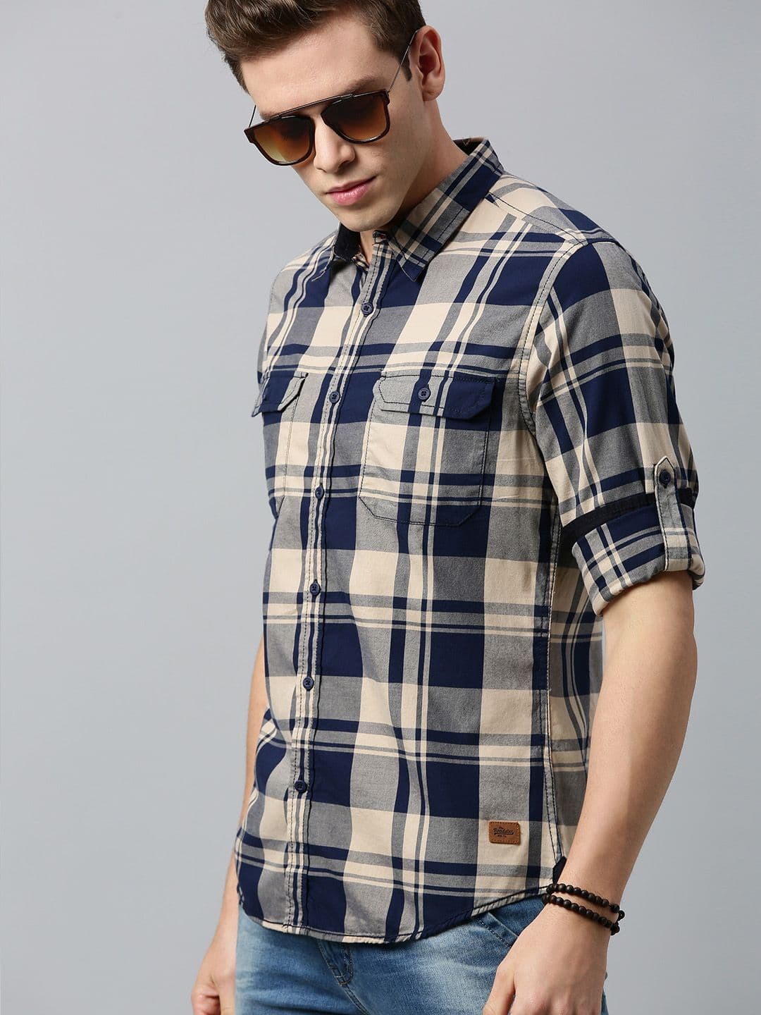 Roadster Men Navy Blue & Beige Regular Fit Checked Casual Shirt - view 1