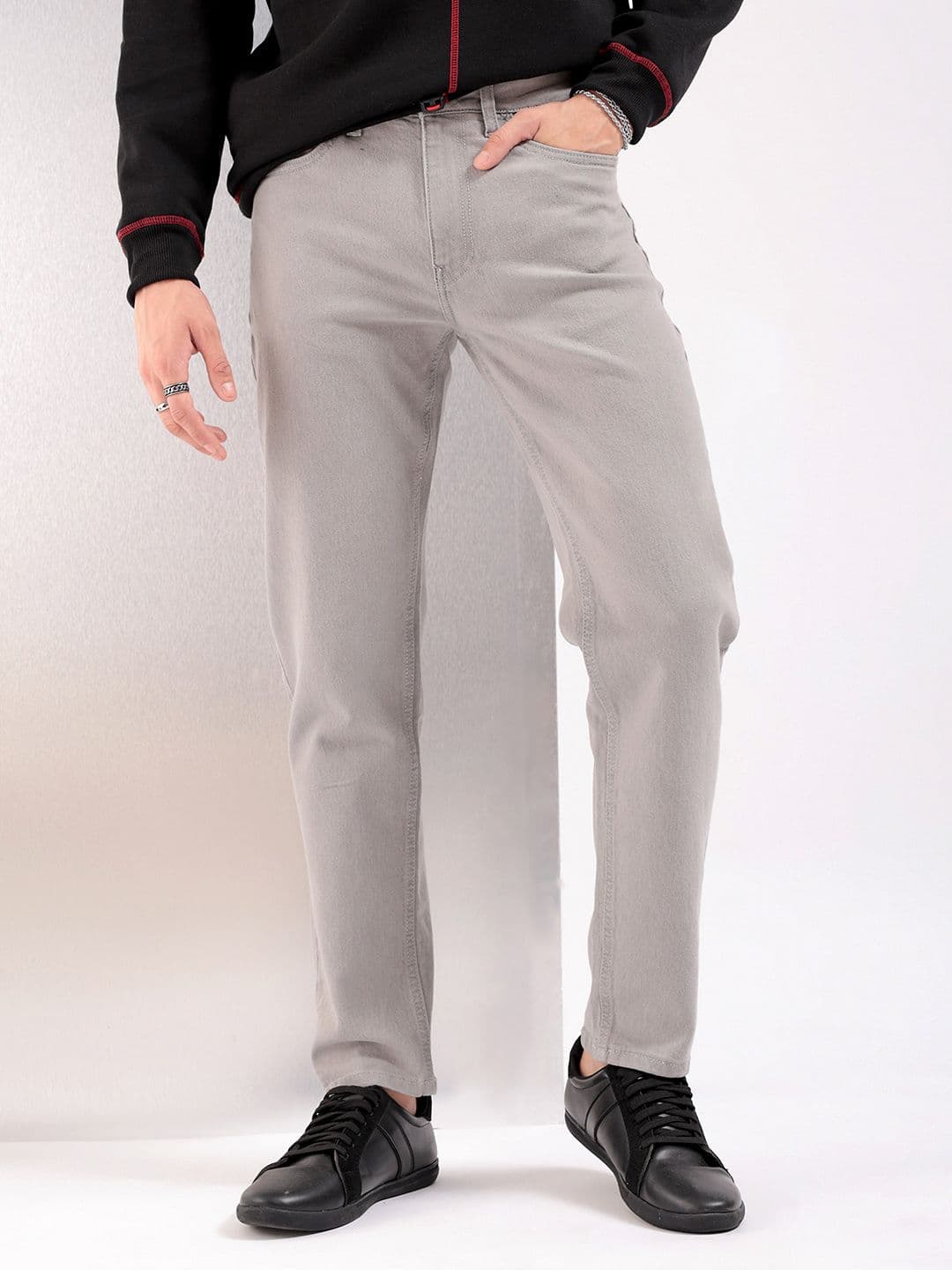The Indian Garage Co Men Grey Slim Fit Mid-Rise Clean Look Jeans - view 1