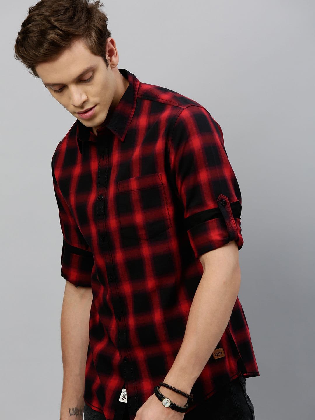 Roadster Men Black & Red Checked Pure Cotton Casual Shirt - view 1