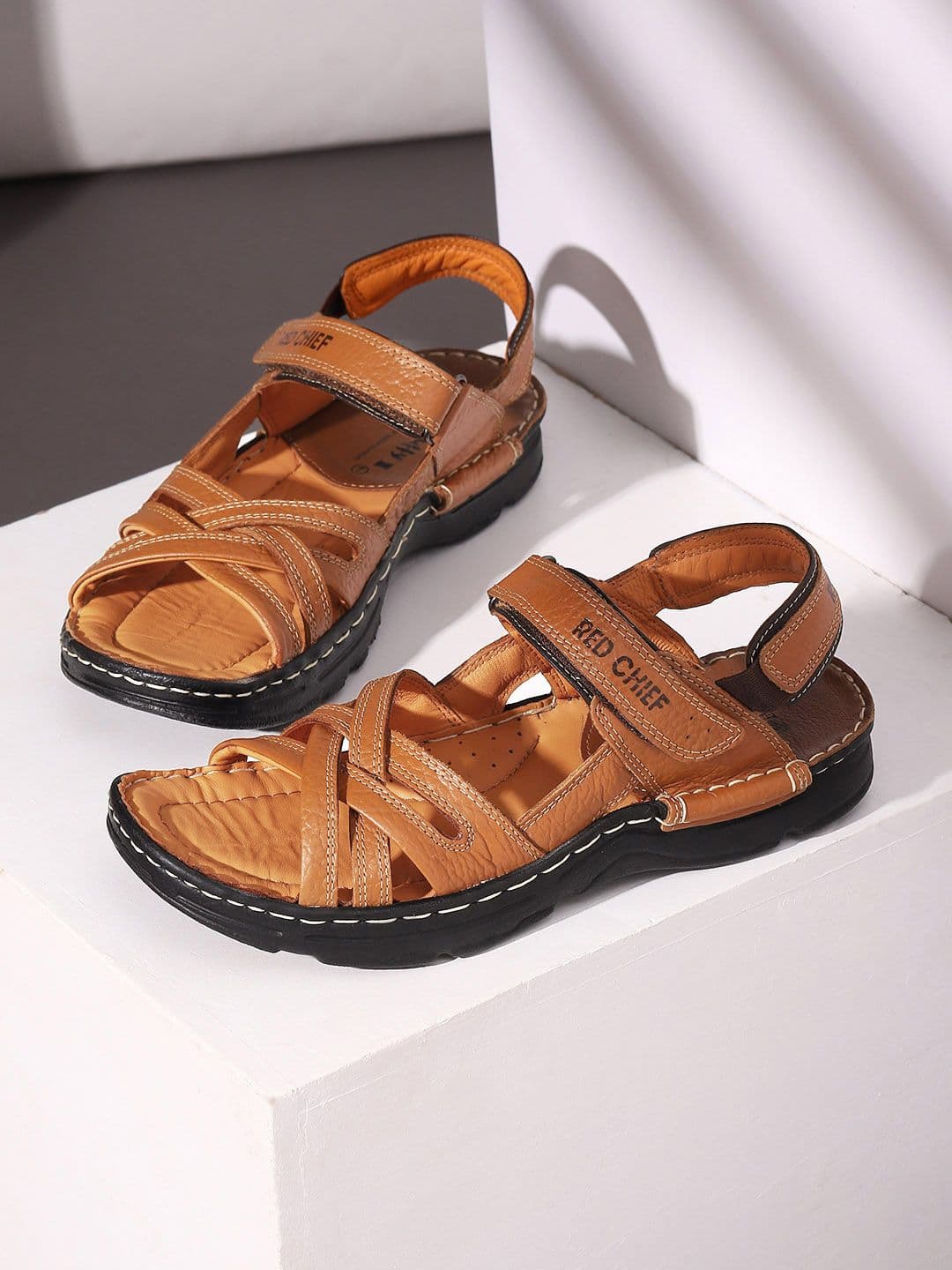 Red Chief Men Tan Brown Leather Sandals - view 1