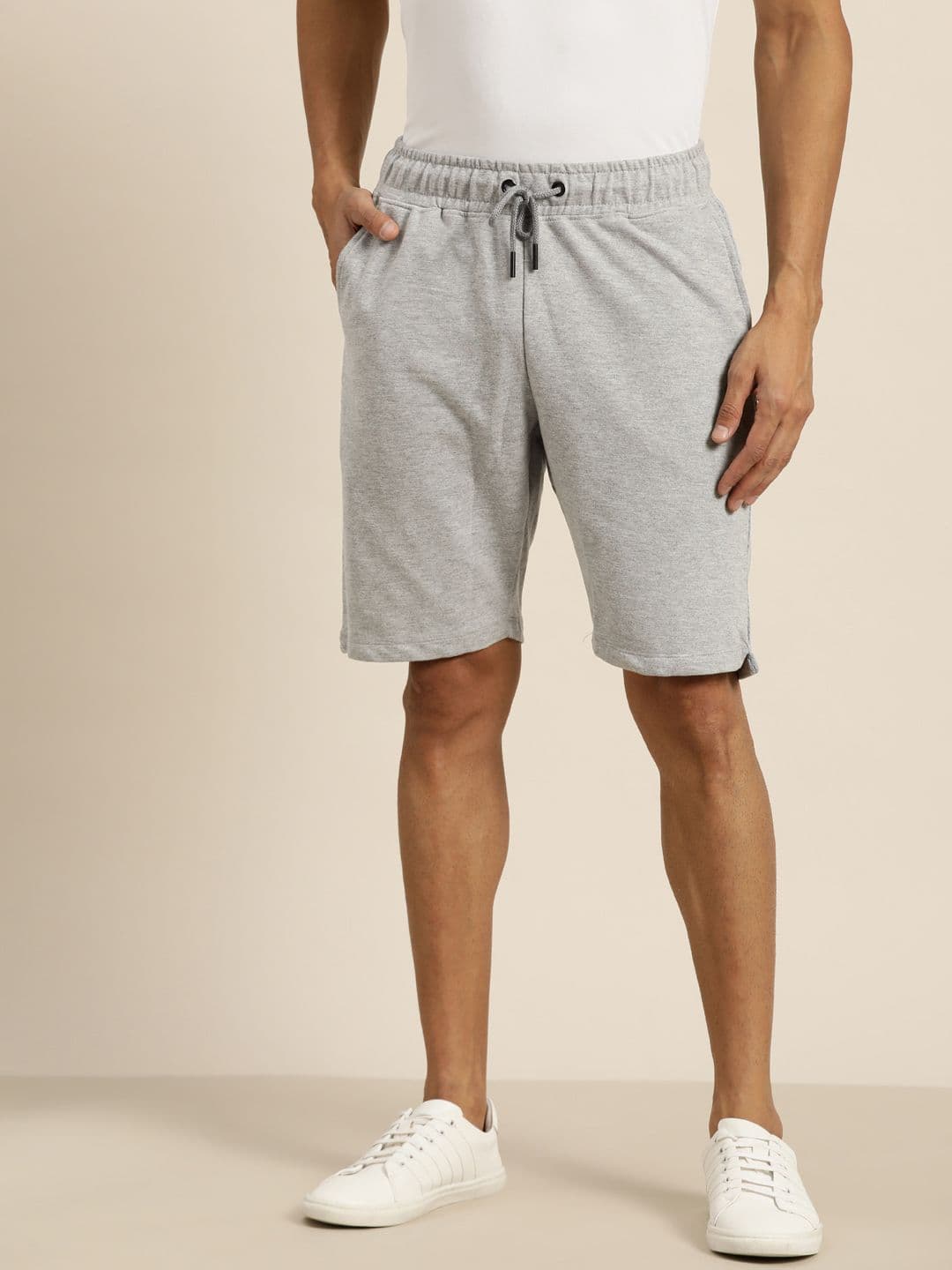 INVICTUS Men Grey Melange Solid Regular Fit Regular Shorts - view 1