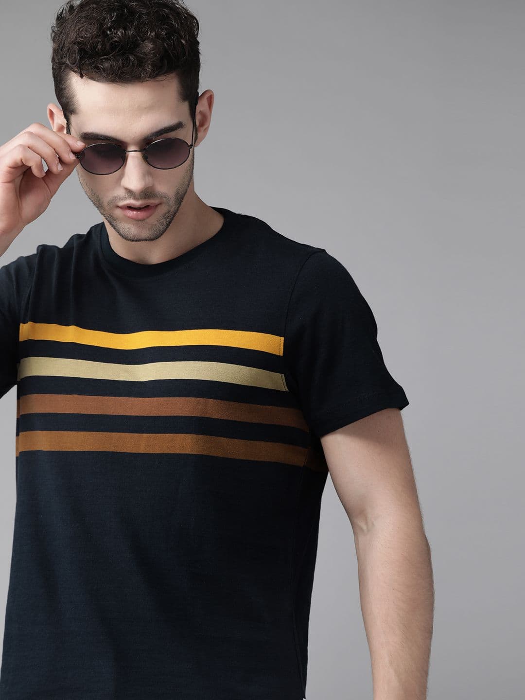 Roadster Men Navy Cotton Striped Round Neck Cotton T-shirt - view 1
