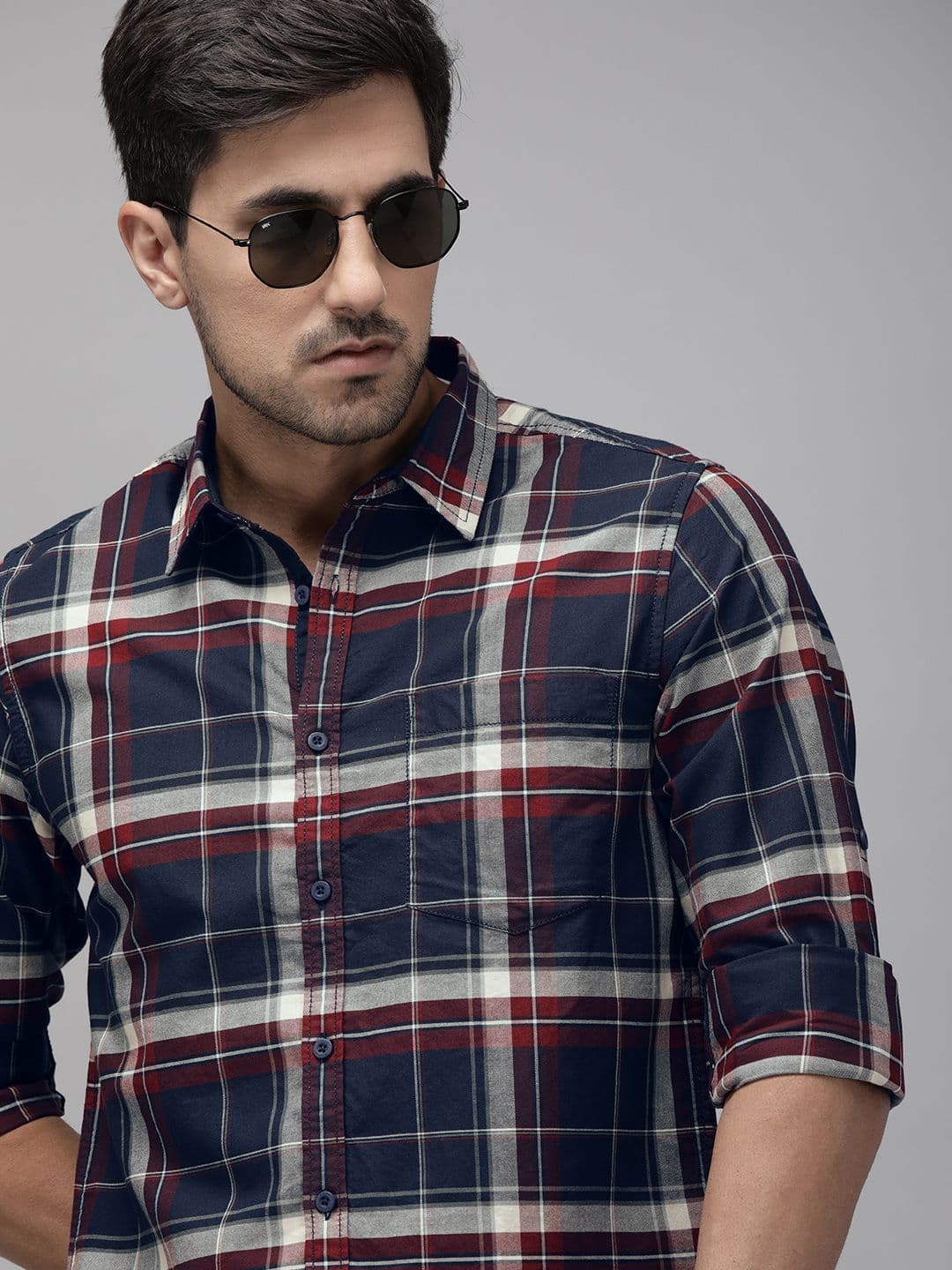 Roadster Men Navy Blue & Red Checked Casual Shirt - view 1