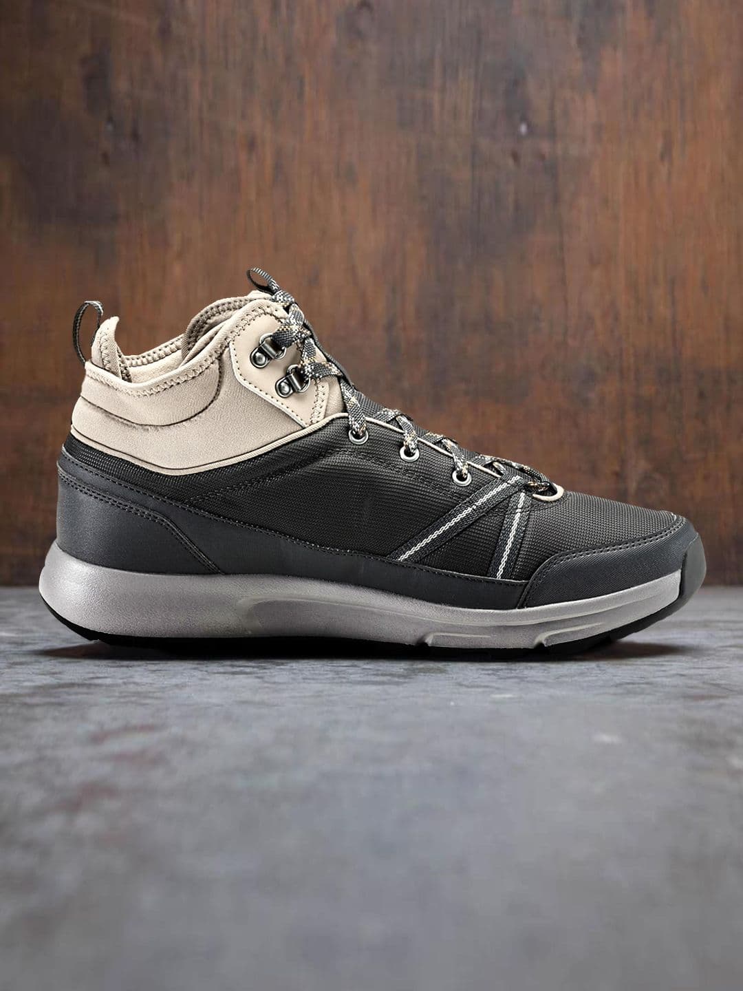 Decathlon Quechua - Men Grey NH150 Waterproof Hiking Shoes - view 1