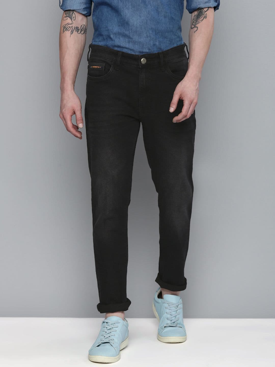 The Indian Garage Co Men Black Slim Fit Light Fade Stretchable Jeans - view 1