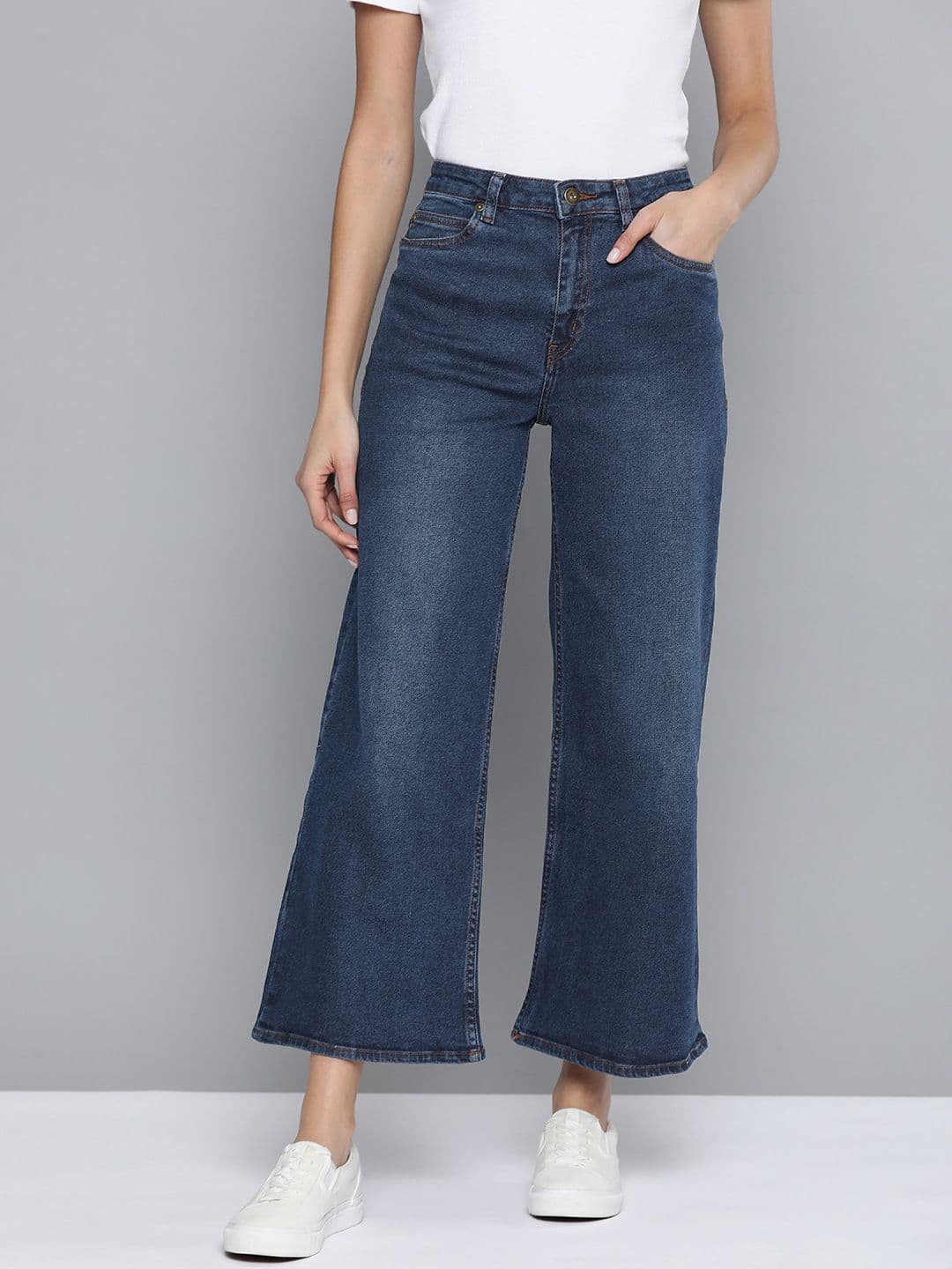 Chemistry Women Navy Blue Wide Leg Mid-Rise Clean Look Cropped Stretchable Jeans - view 1