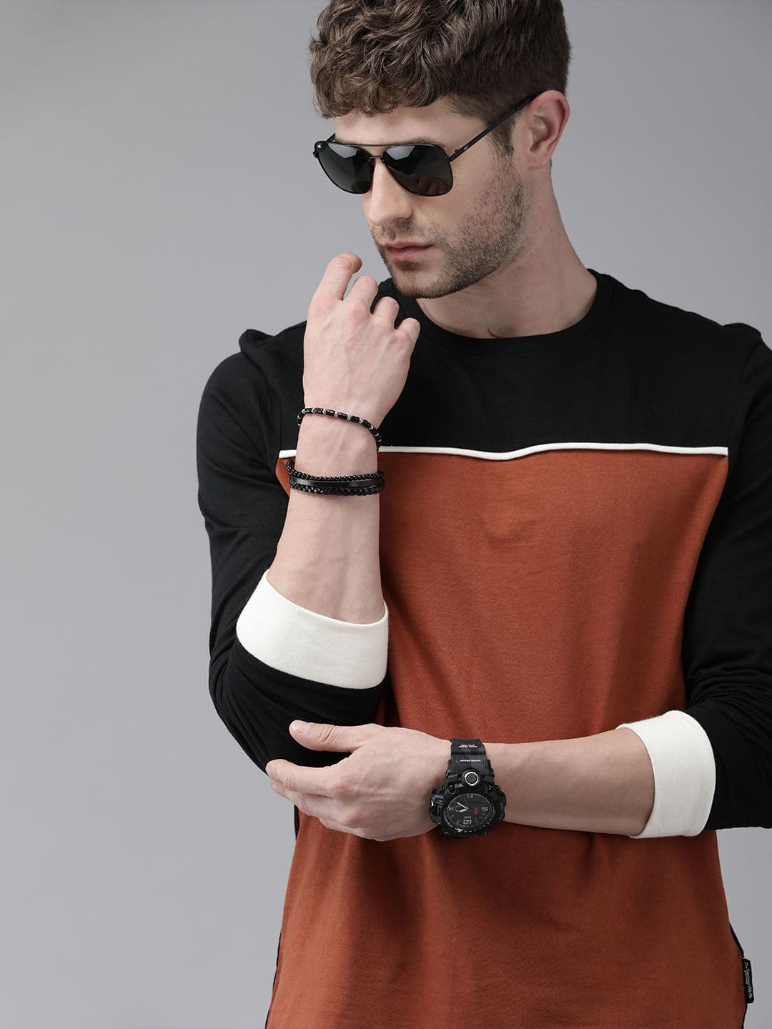 The Roadster Lifestyle Co Men Black Rust Brown Colourblocked Pure Cotton T-shirt - view 1