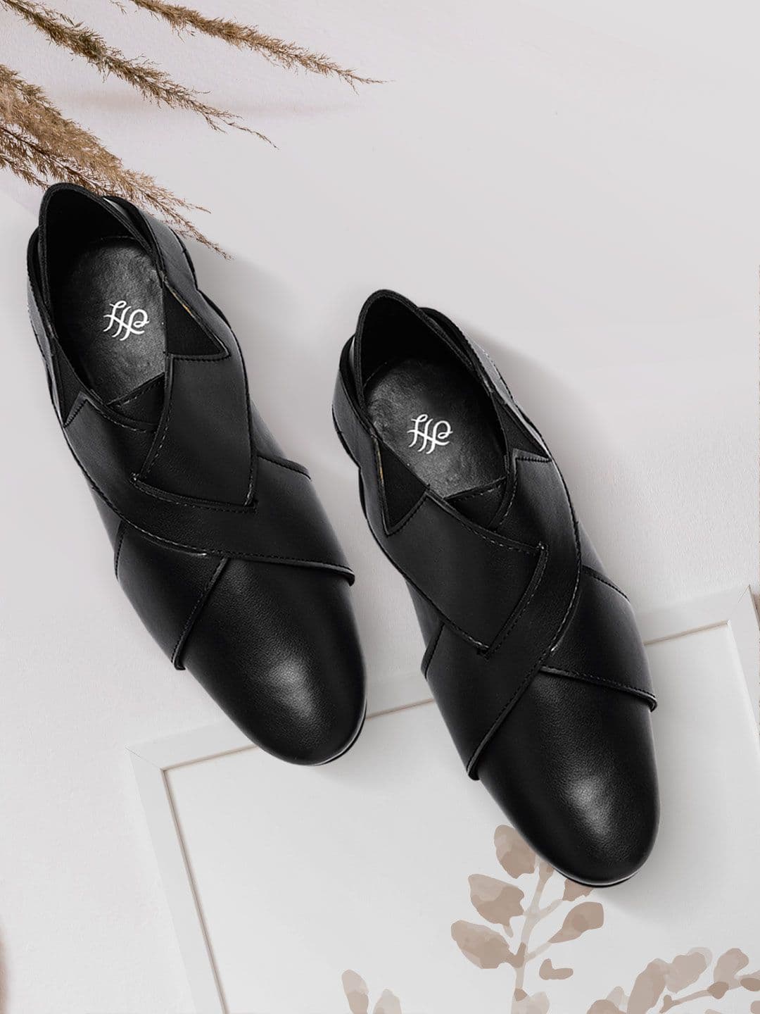 House of Pataudi Men Black Handcrafted Shoe-Style Sandals - view 1