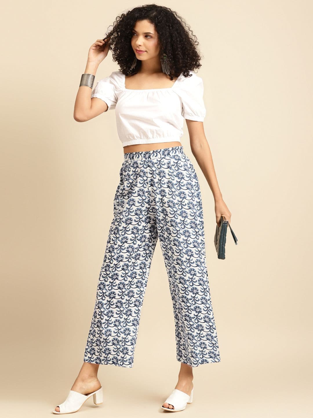 anayna Women White & Blue Printed Straight Palazzos - view 1