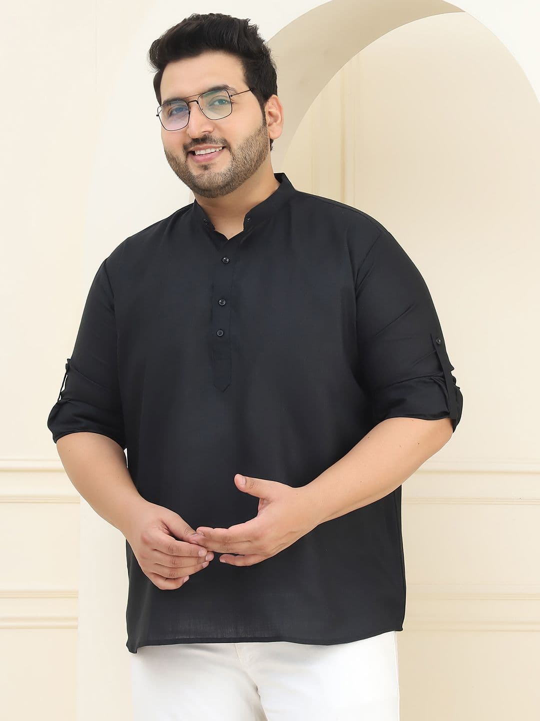 SOJANYA PLUS Men Plus Size Black Pure Cotton Solid Straight Kurta - view 1