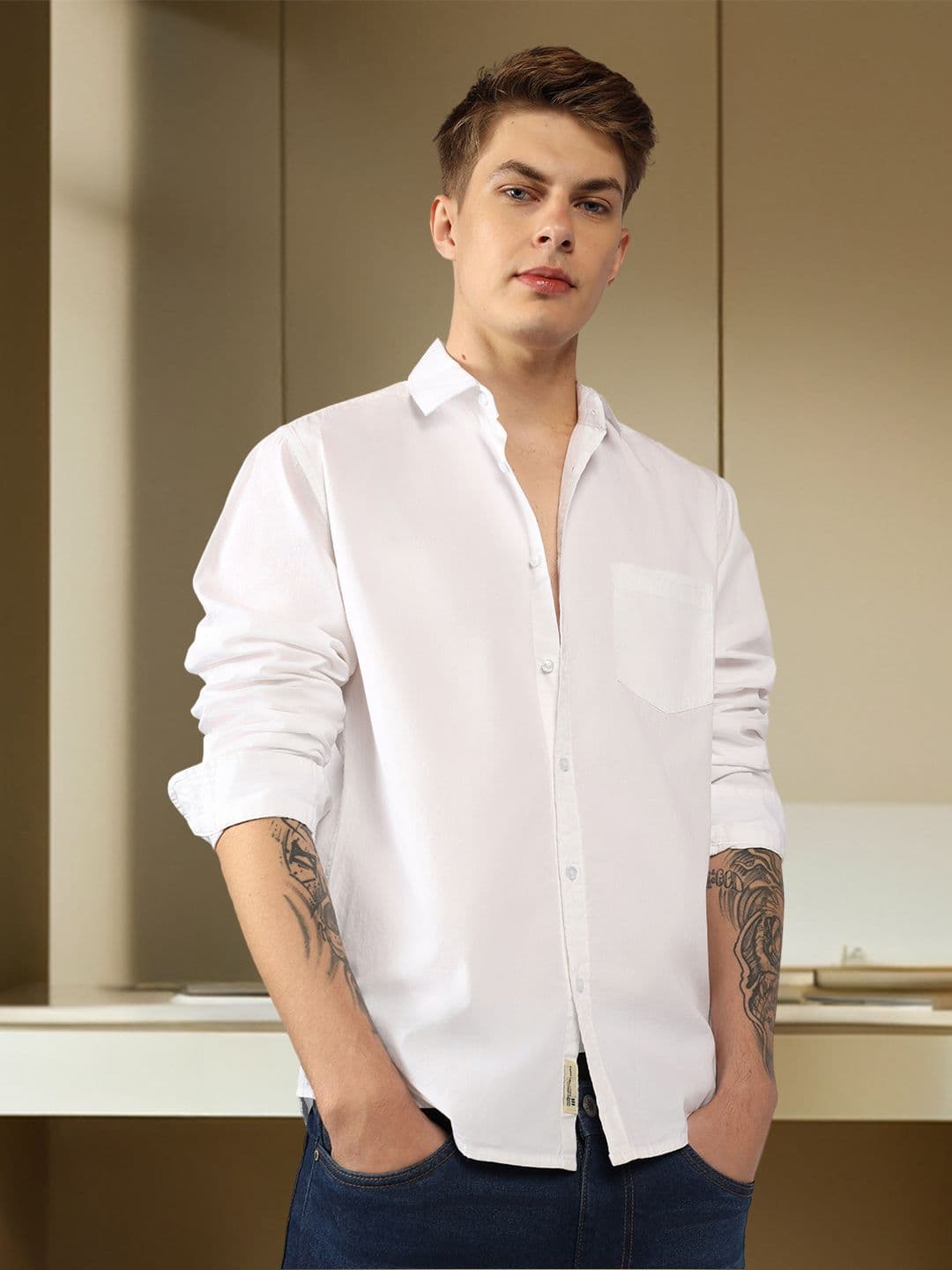 Dennis Lingo Men White Slim Fit Casual Shirt - view 1