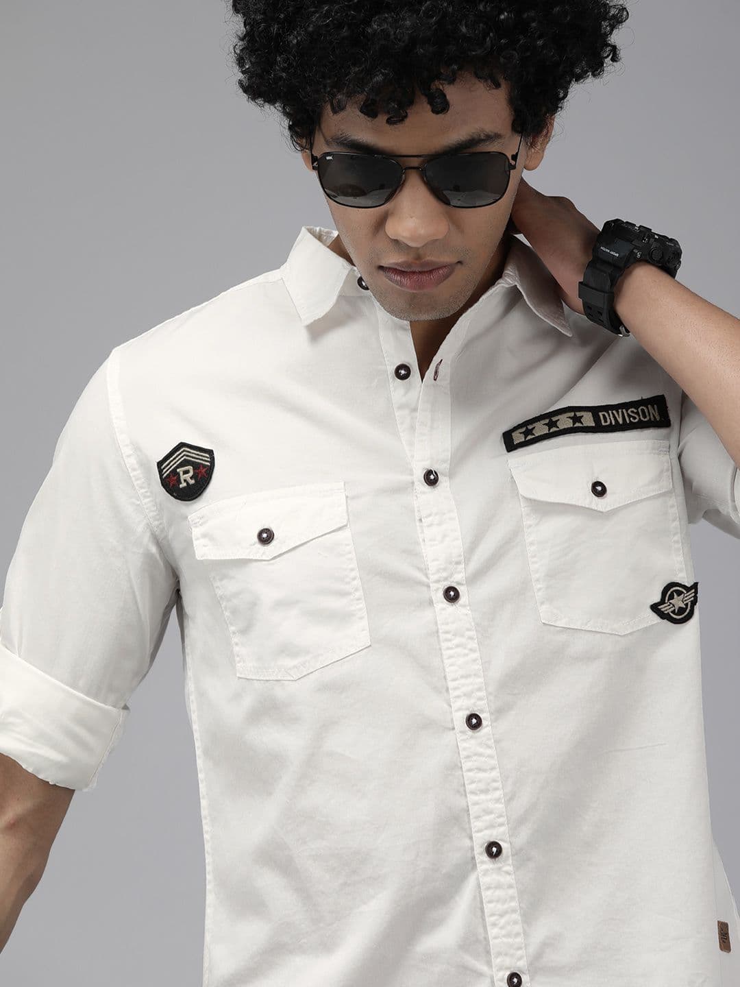 Roadster Men White Solid Regular Fit Cotton Casual Badge Shirt - view 1