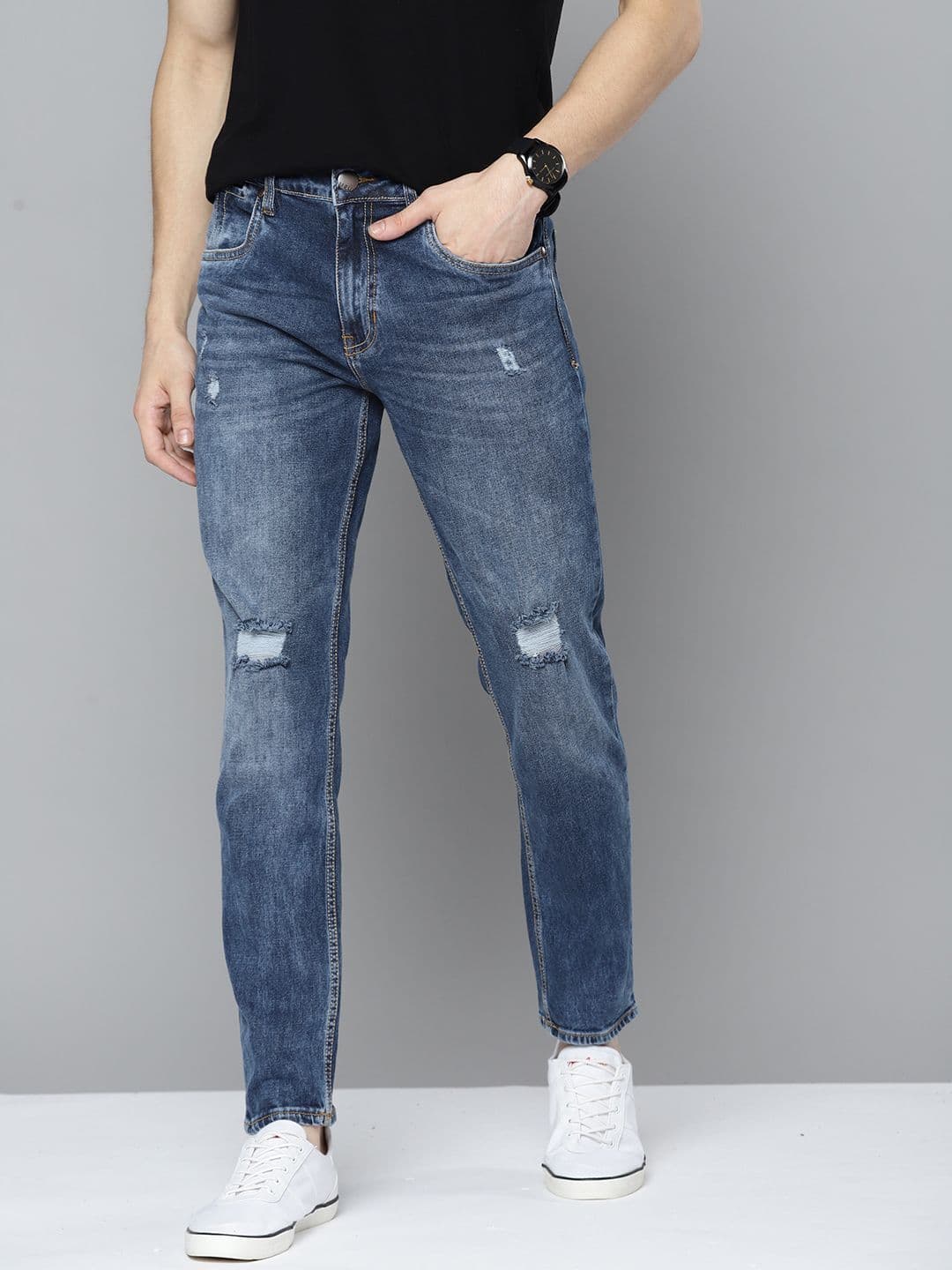Mast & Harbour Men Blue Carrot Mildly Distressed Light Fade Stretchable Jeans