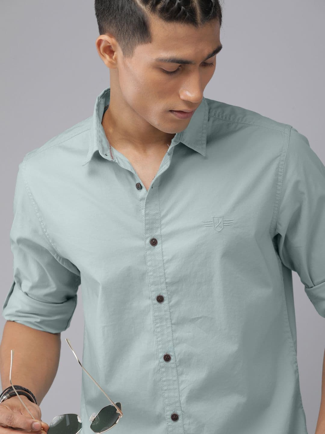 Roadster Men Green Solid Slim Fit Casual Shirt - view 1