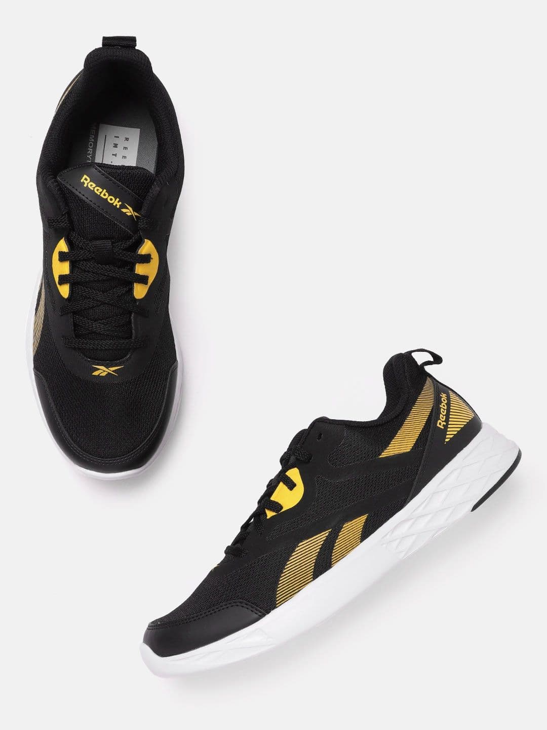 Reebok Men Black Woven Design Thunderwatch Running Shoes - view 1