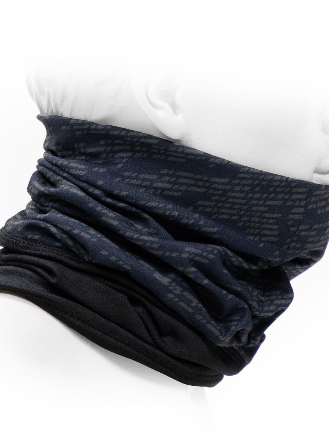 Decathlon Vanrysel - Unisex Black 500 Moisture Management Sports Neck Warmer - view 1