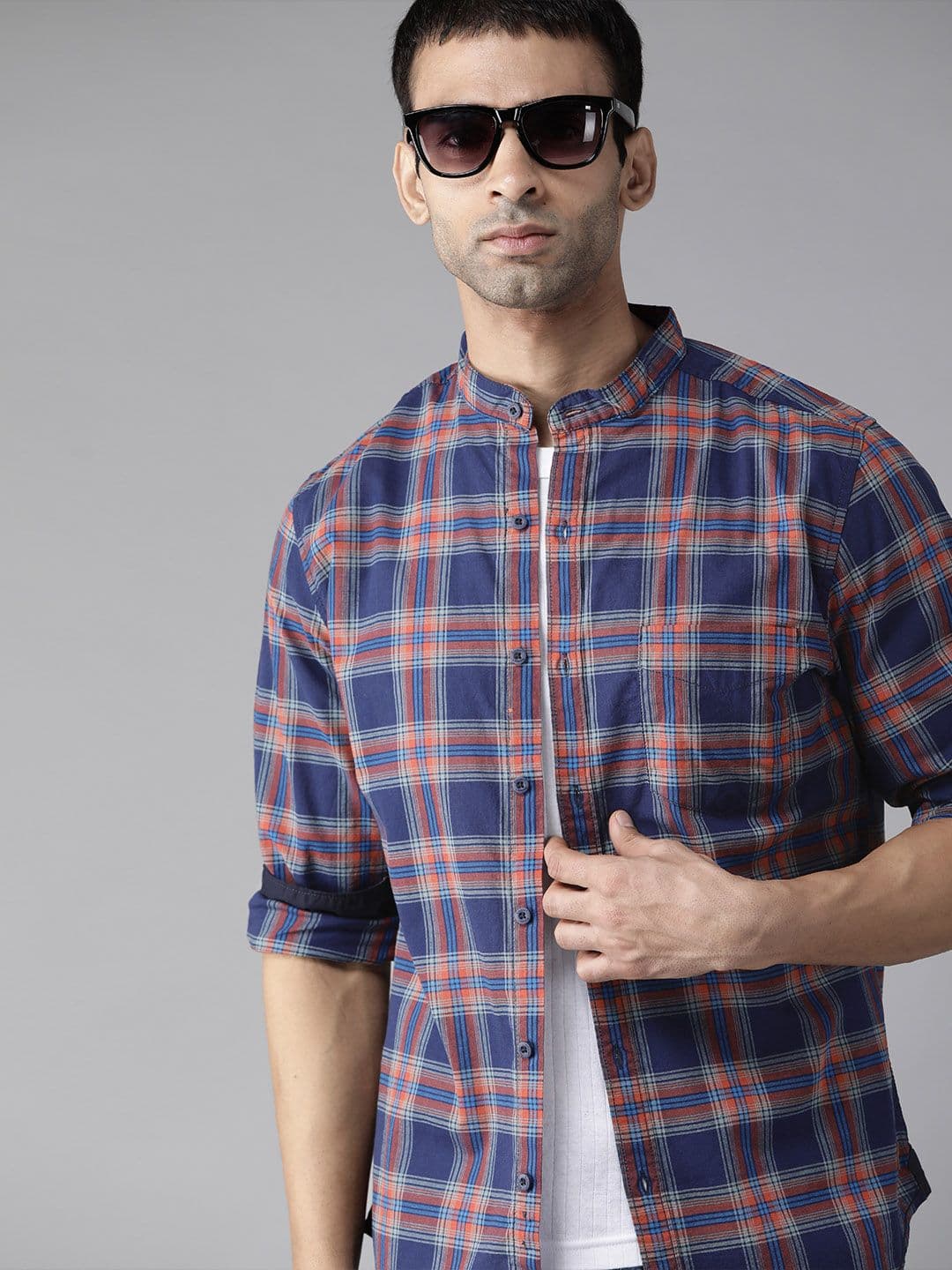 Roadster Men Navy Blue & Maroon Cotton Tartan Checks Opaque Checked Casual Shirt - view 1