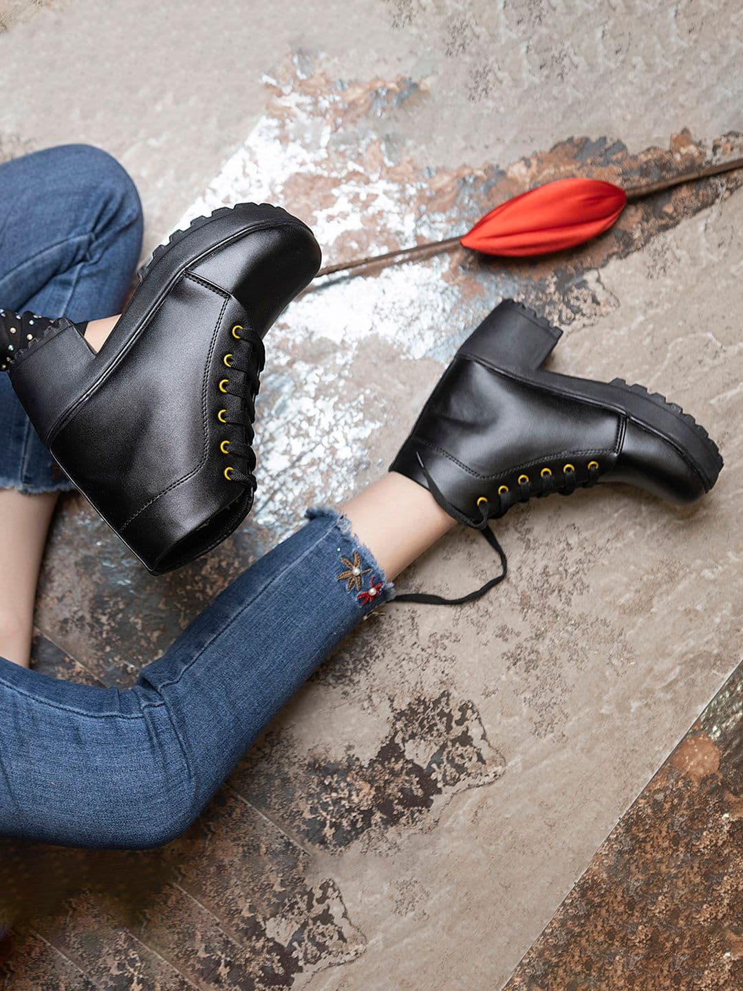 Shoetopia Black Flatform Heeled Boots - view 1