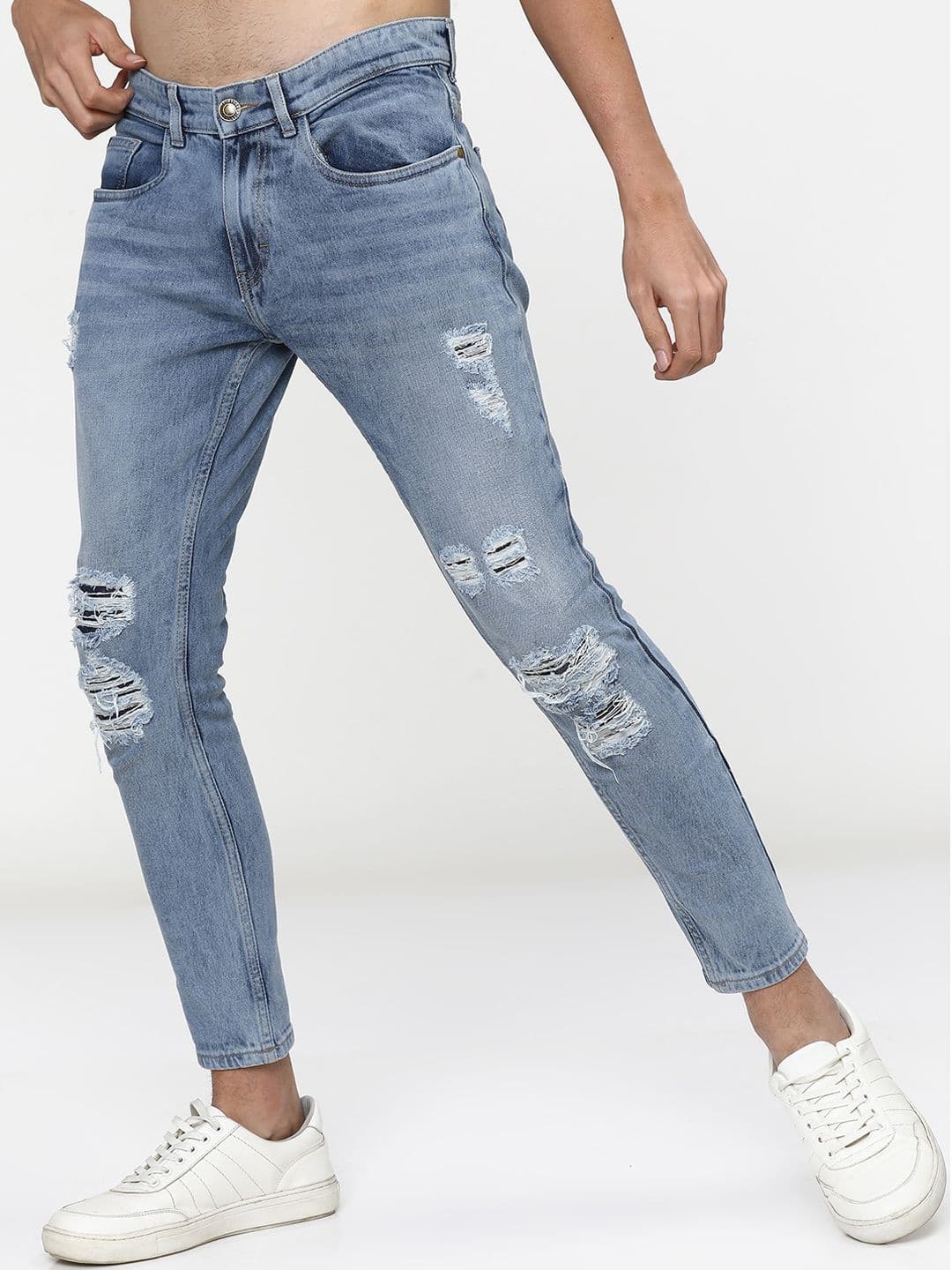 HIGHLANDER Men Blue Tapered Fit Mildly Distressed Heavy Fade Stretchable Jeans - view 1