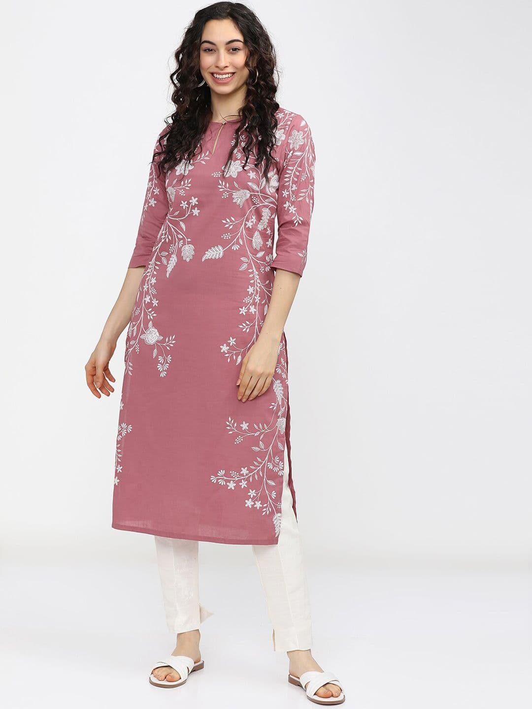Vishudh Woman Pink Floral Printed Keyhole Neck Kurta - view 1
