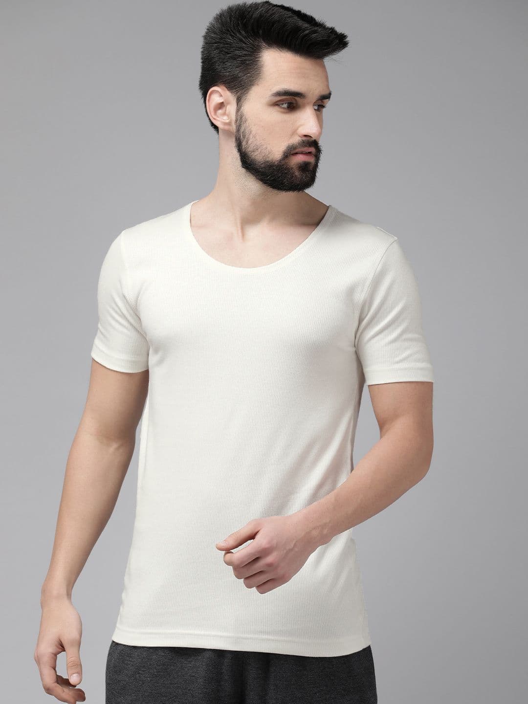 Van Heusen Innerwear Men White Solid Warmtech Antibacterial Extra Warm Thermal Top - view 1