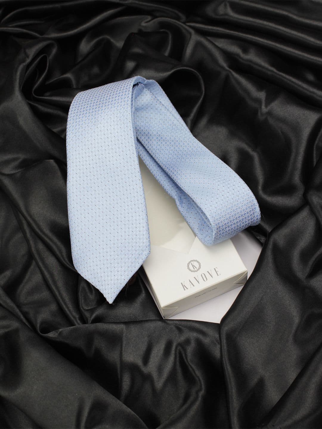 Kavove Men Blue Woven Design Broad Tie - view 1