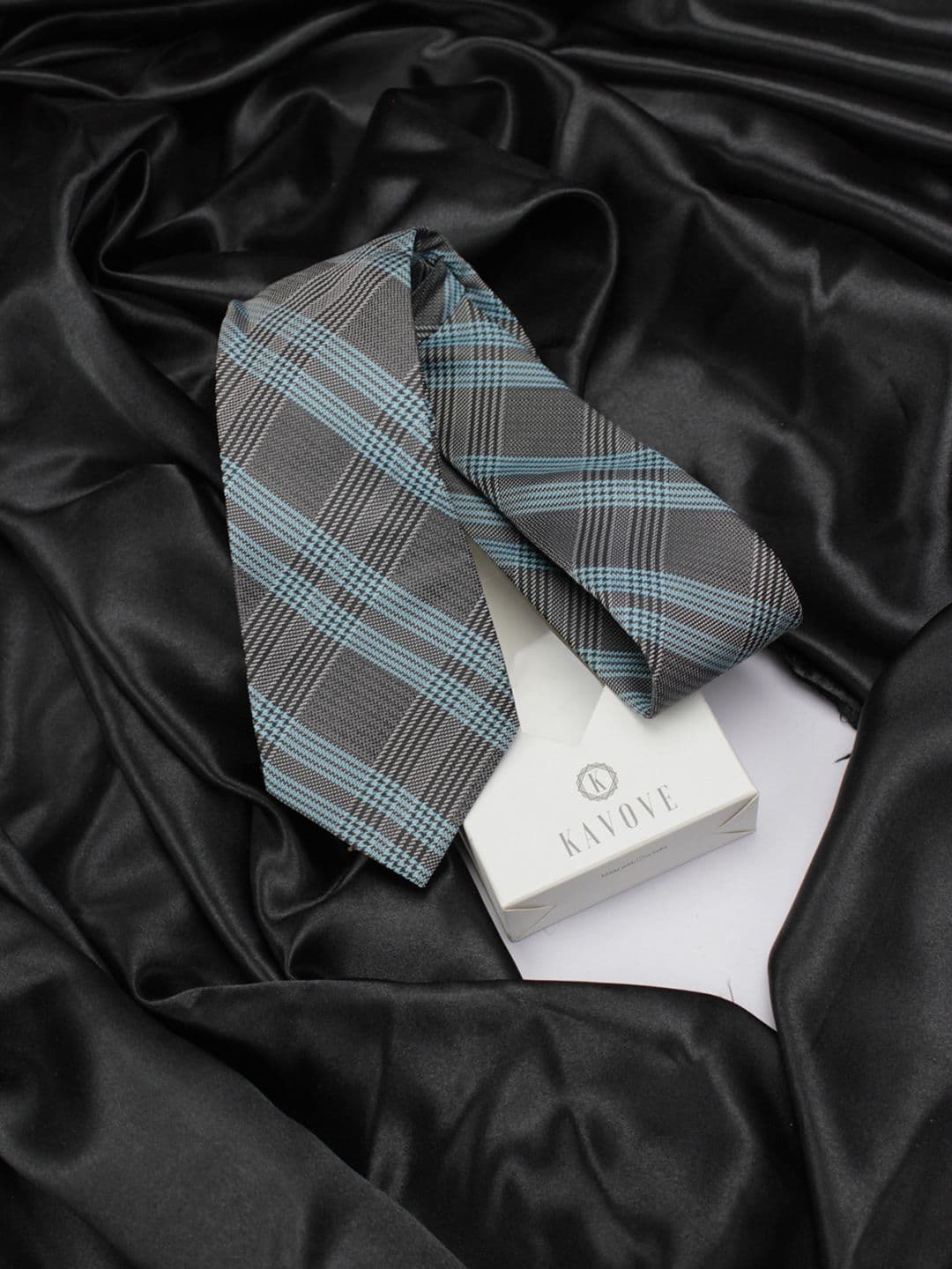 Kavove Men Grey & Blue Checked Broad Tie - view 1