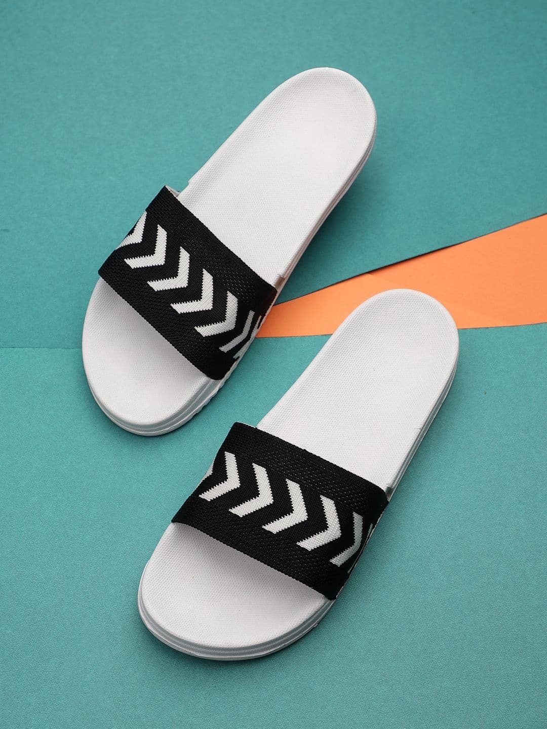 Pampy Angel Men White & Black Printed Rubber Sliders - view 1