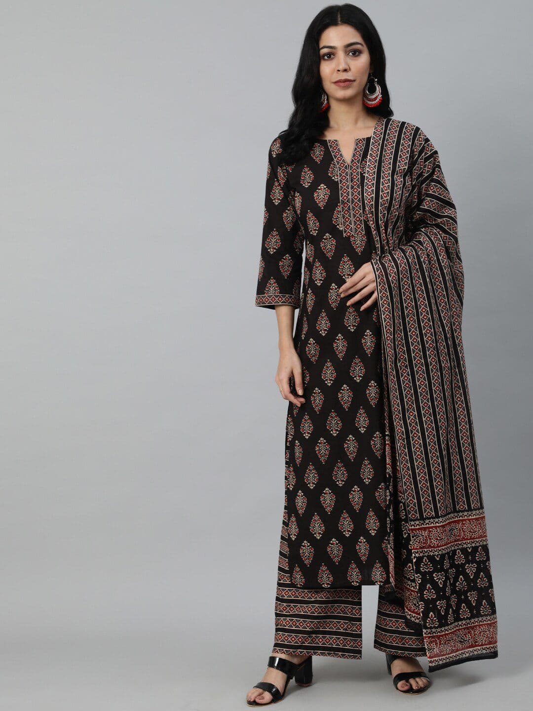 Nayo Women Black Floral Printed Pure Cotton Kurta with Palazzos & With Dupatta - view 1