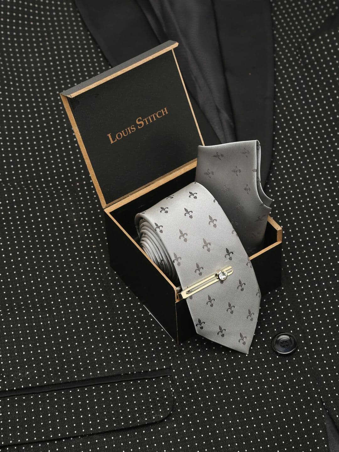 LOUIS STITCH Men Silk Necktie Accessory Gift Set - view 1