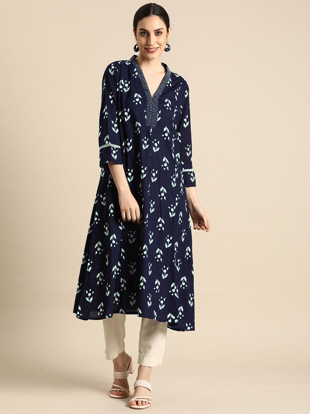 Anouk X fwd Women Navy Blue & White Ethnic Motifs Printed Indigo Kurta - view 1