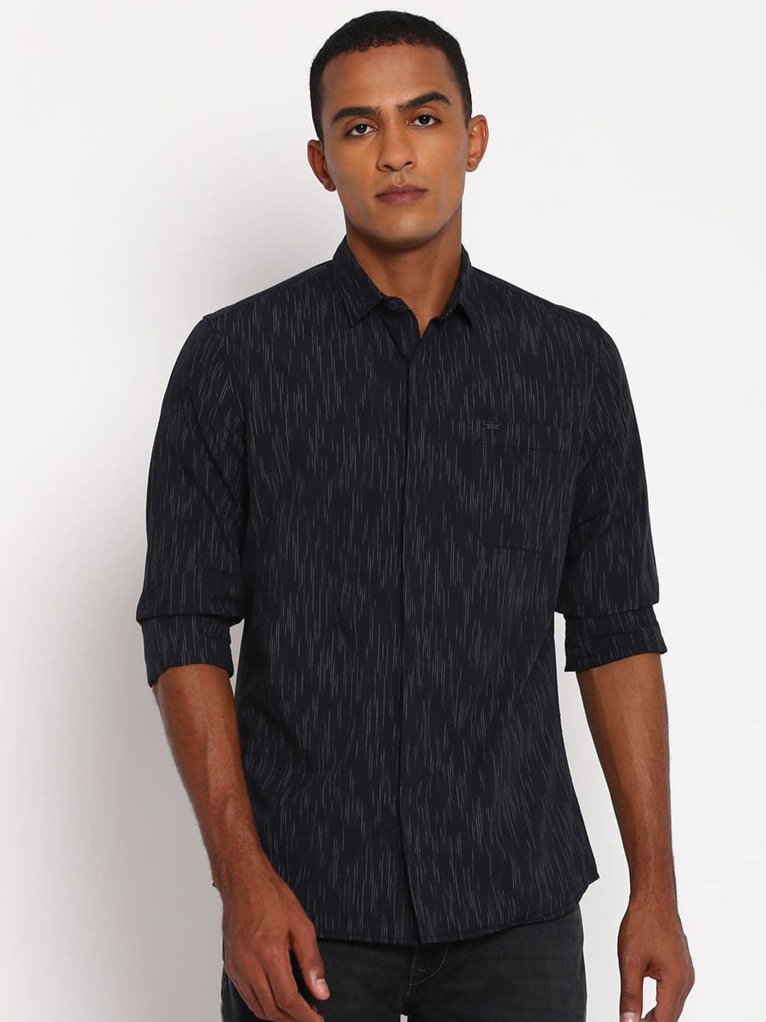 Lee Men Black Classic Slim Fit Cotton Linen Casual Shirt - view 1