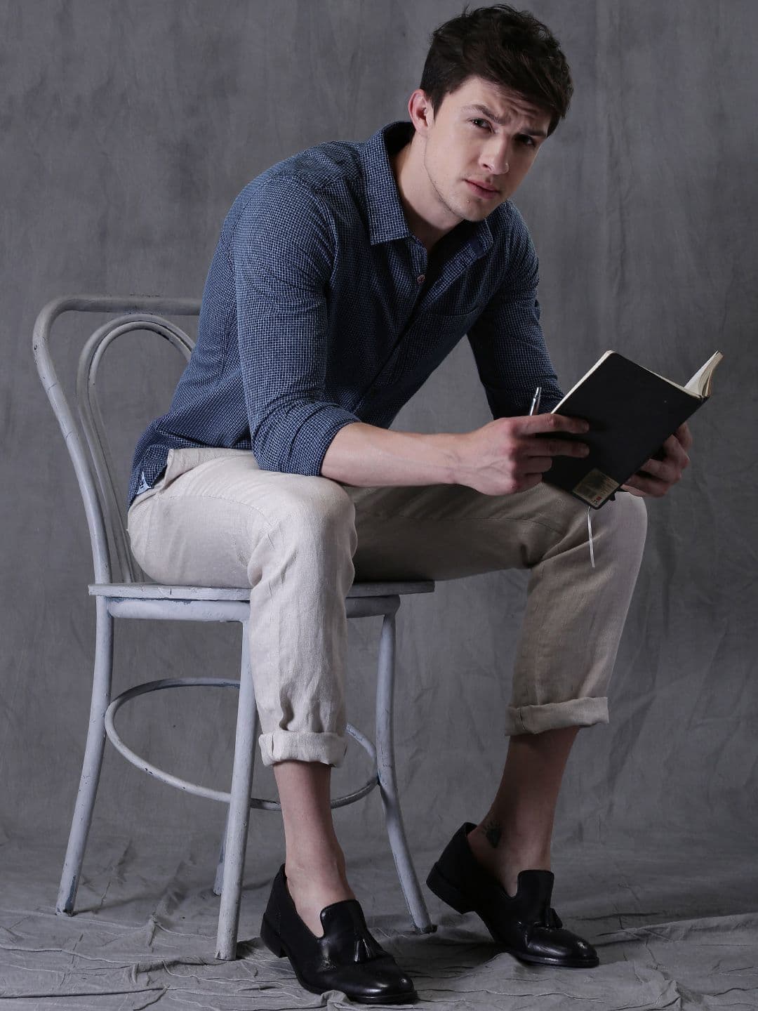 WROGN Navy Blue Slim Fit Checked Casual Shirt - view 1
