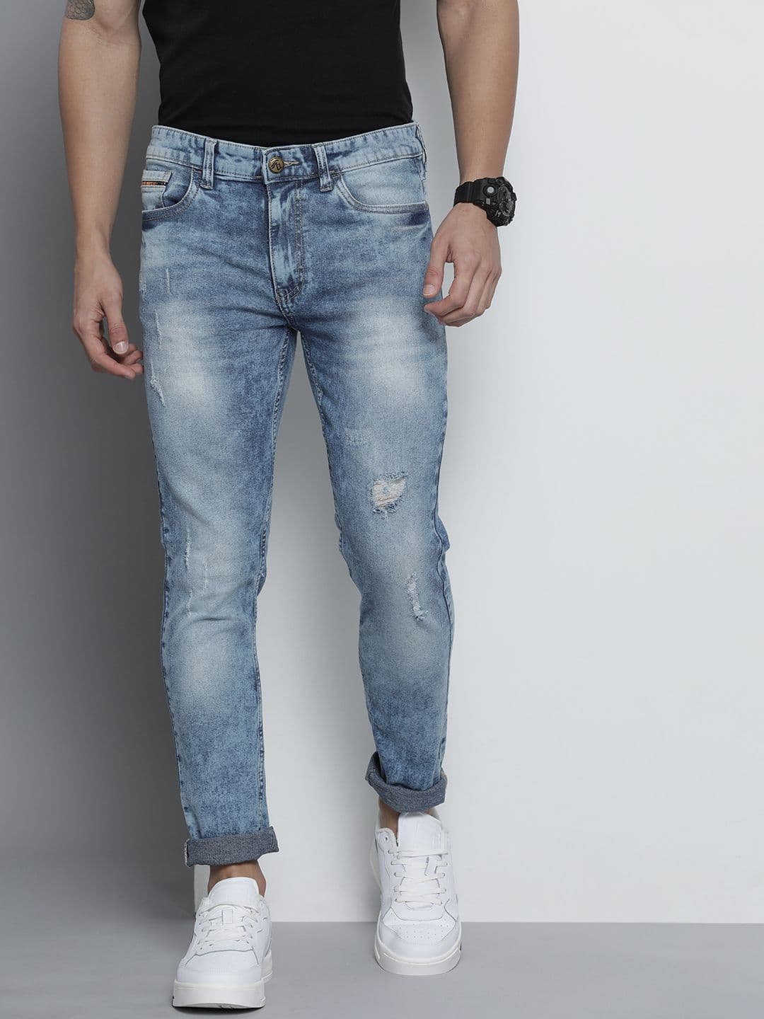 The Indian Garage Co Men Blue Slim Fit Mildly Distressed Light Fade Stretchable Jeans - view 1