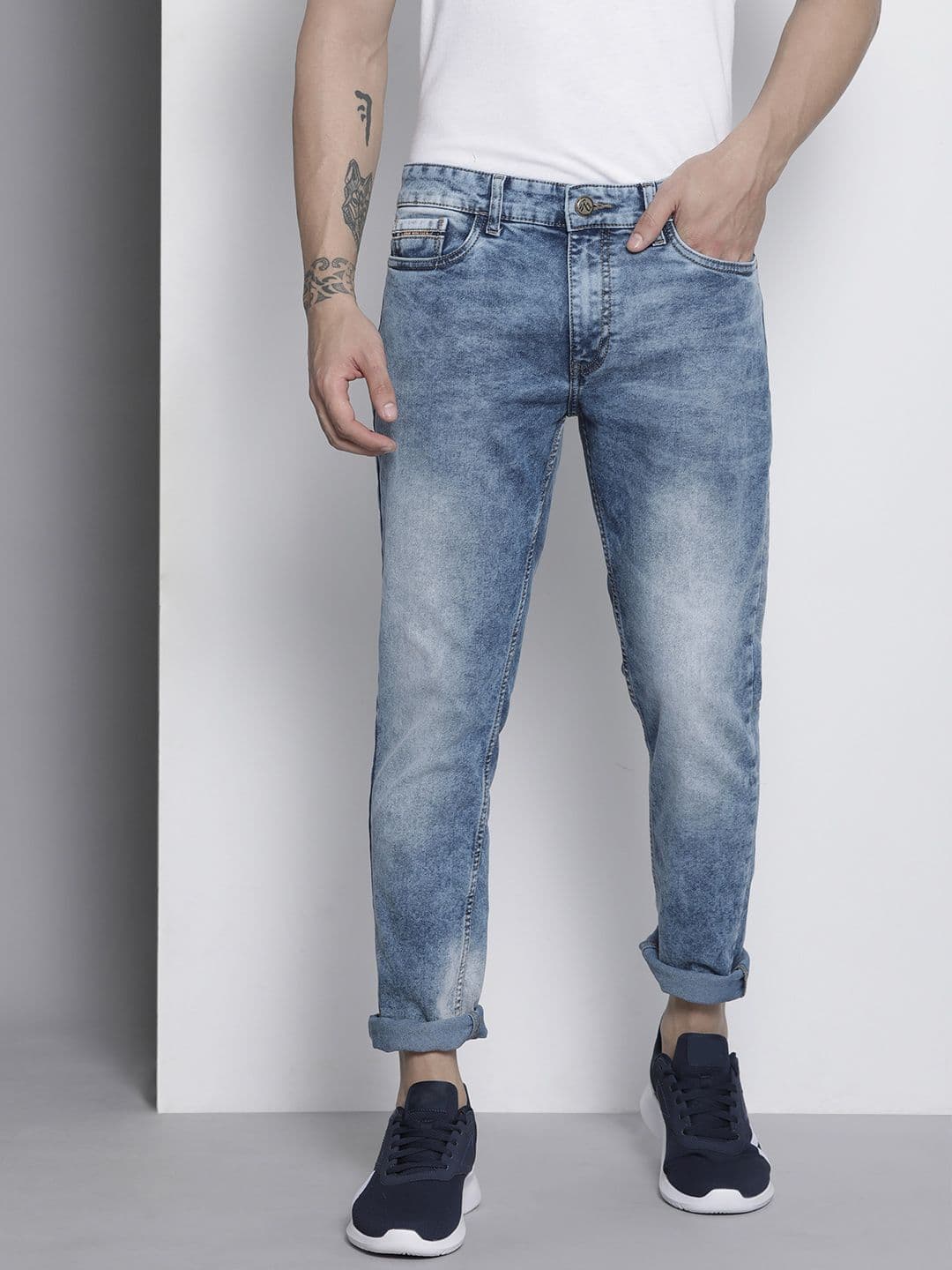 The Indian Garage Co Men Blue Slim Fit Light Fade Stretchable Jeans - view 1
