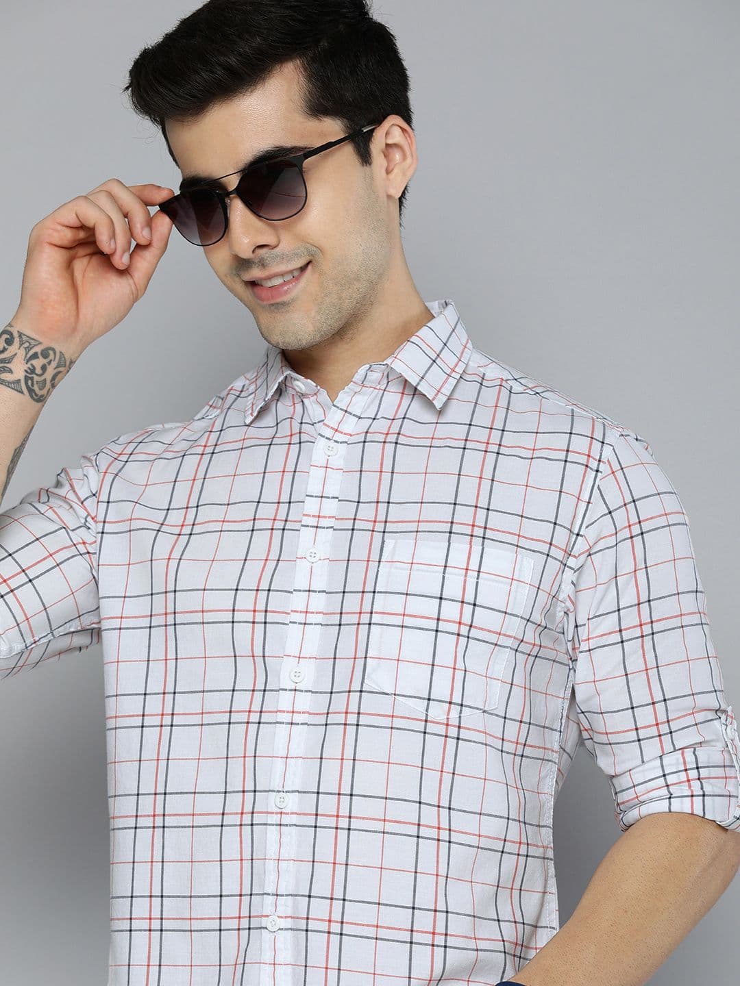 HERE&NOW Men White Slim Fit Checked Casual Shirt - view 1