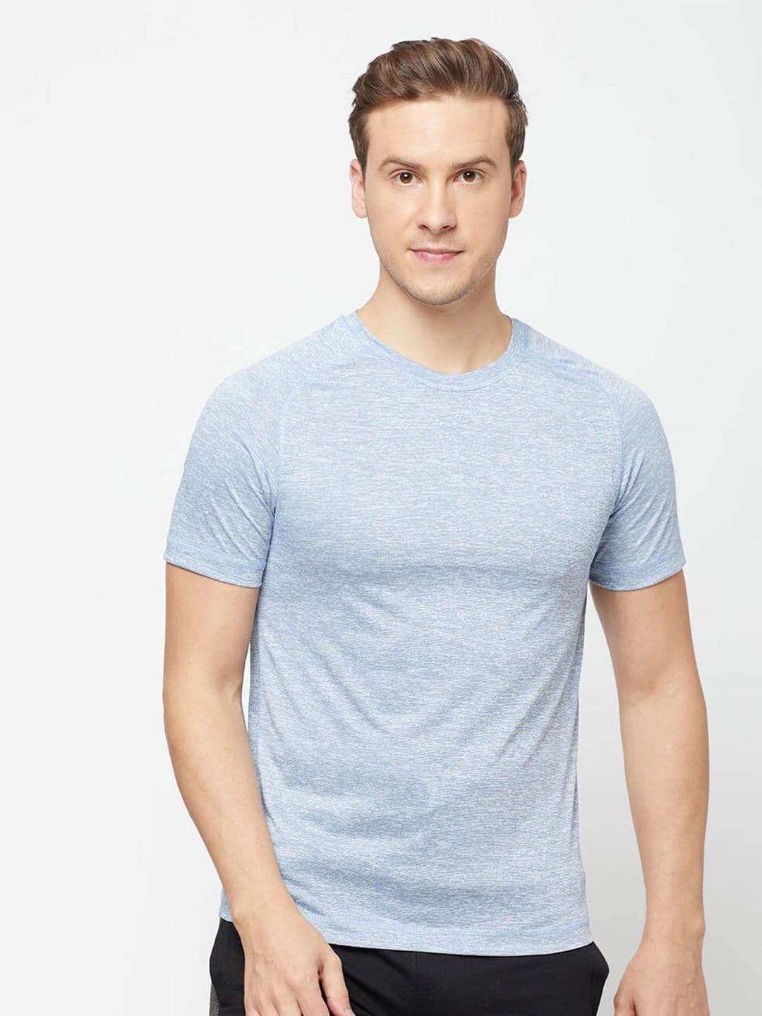 SPORTO Men Blue Solid T-shirt