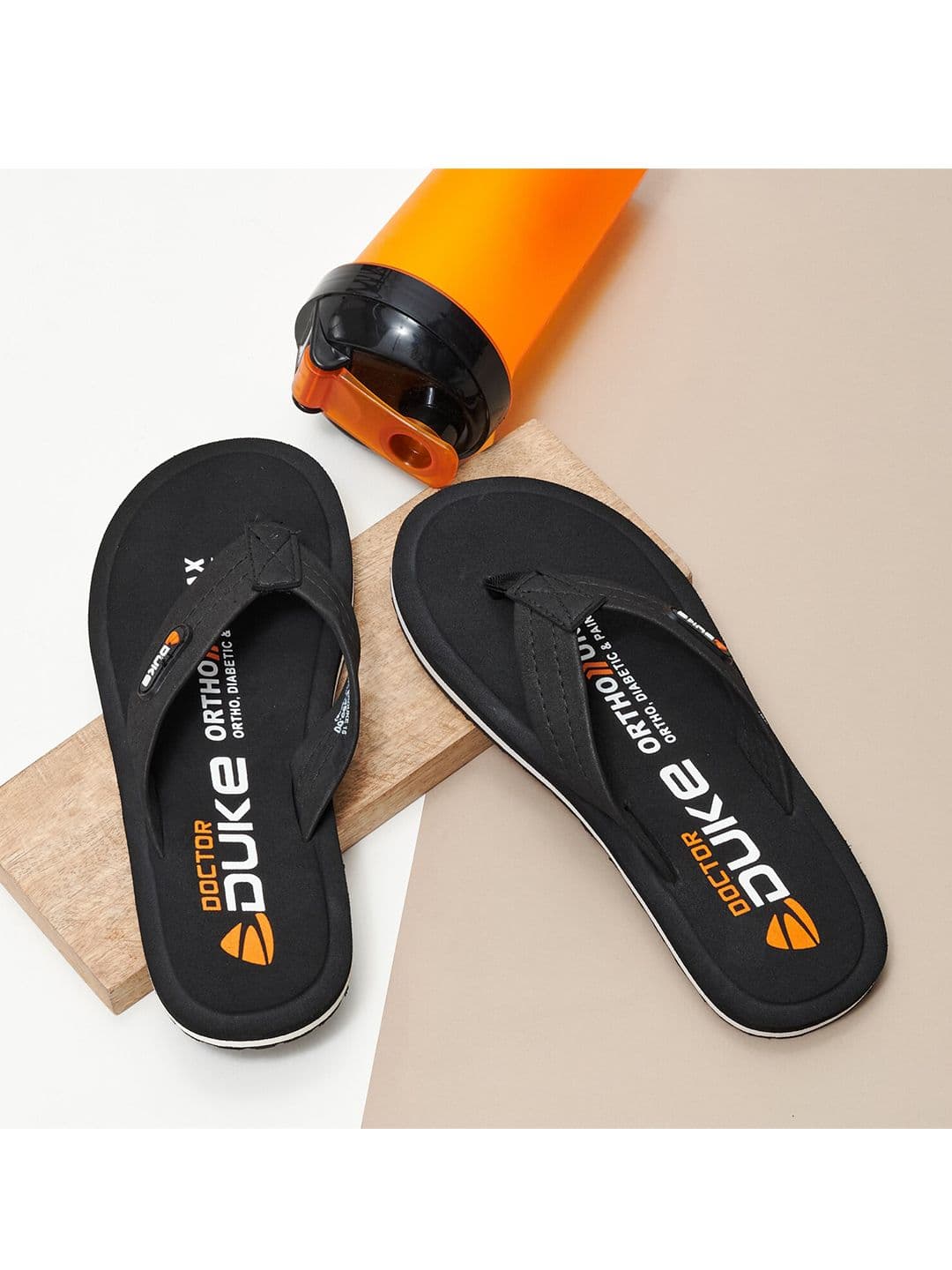 Duke Men Black & White Printed Thong Flip-Flops - view 1