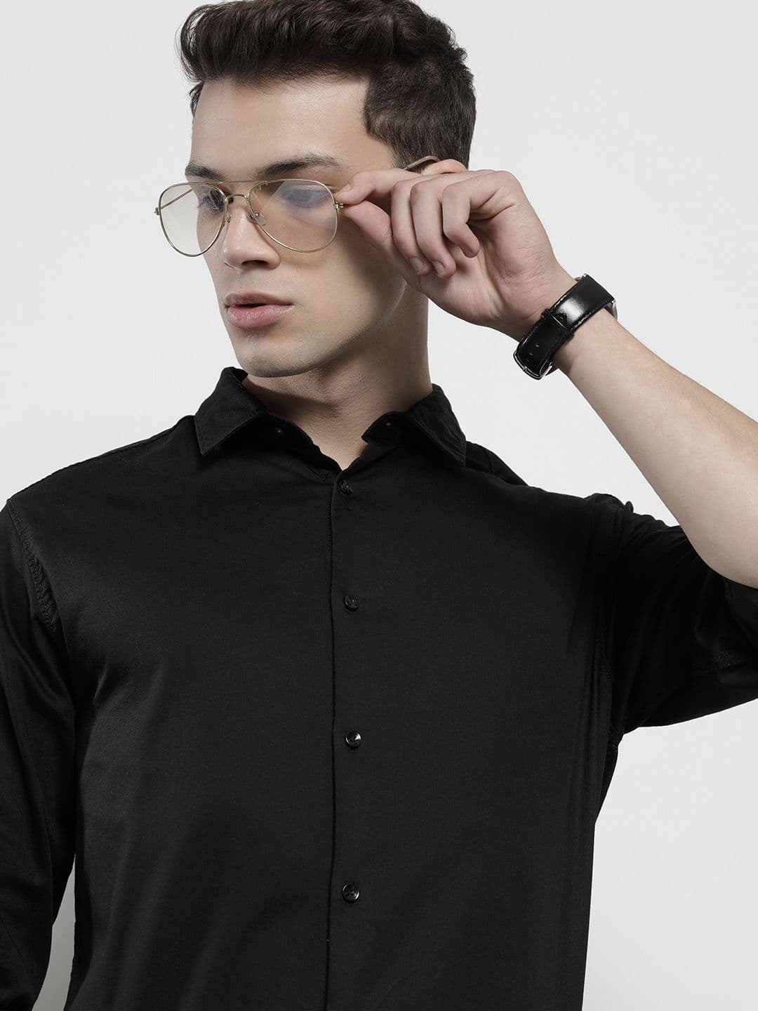 The Indian Garage Co Men Black Solid Comfort Casual Shirt - view 1