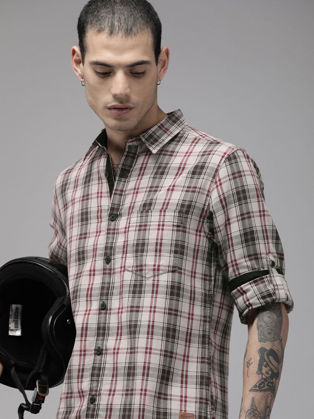 Roadster Men Grey Checked Casual Shirt - view 1