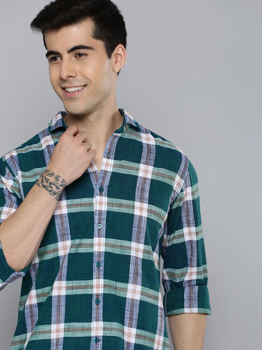 Mast & Harbour Men Green & White Slim Fit Checked Pure Cotton Casual Shirt - view 1
