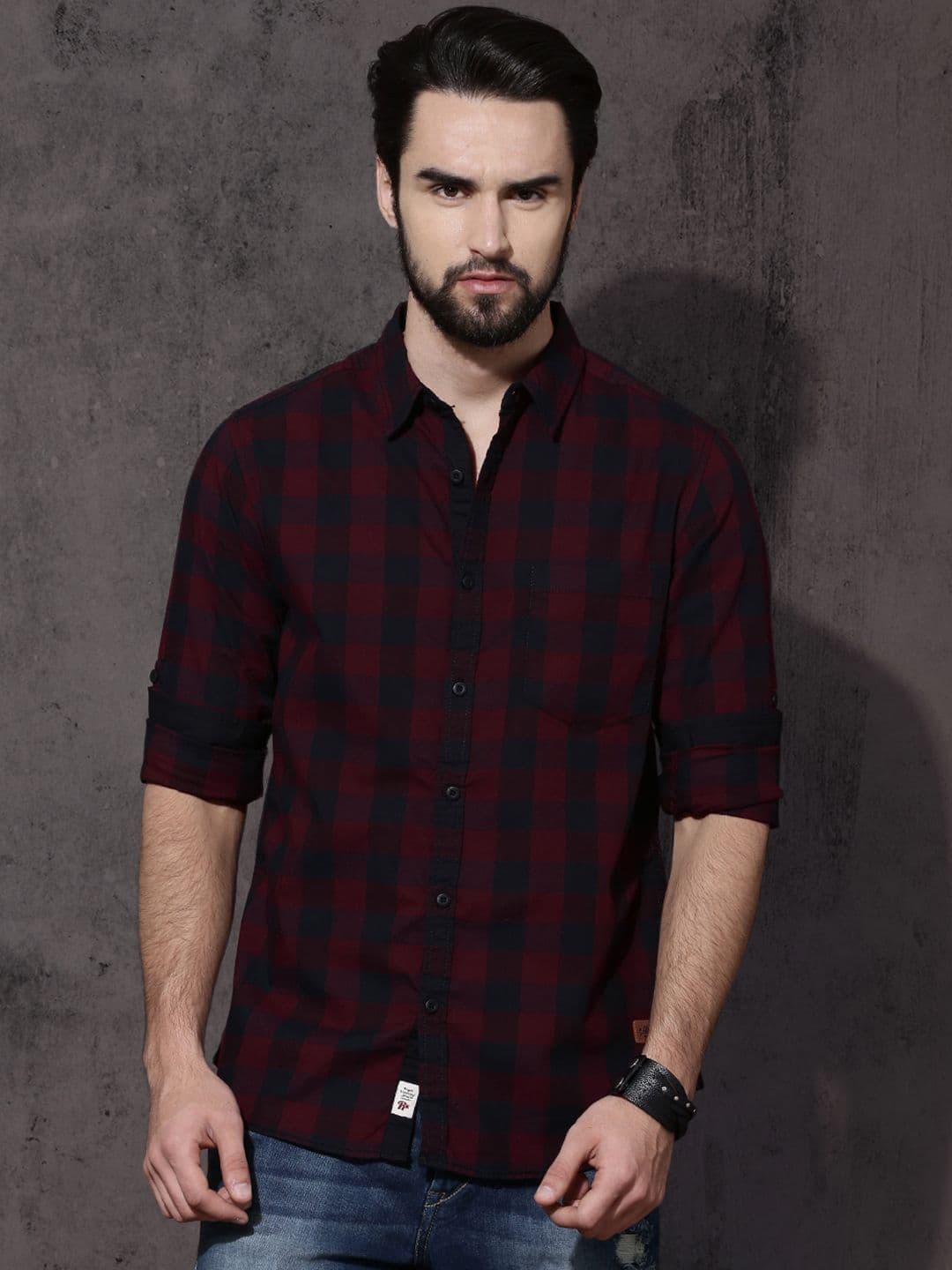 Roadster Men Maroon & Navy Blue Checked Casual Shirt - view 1