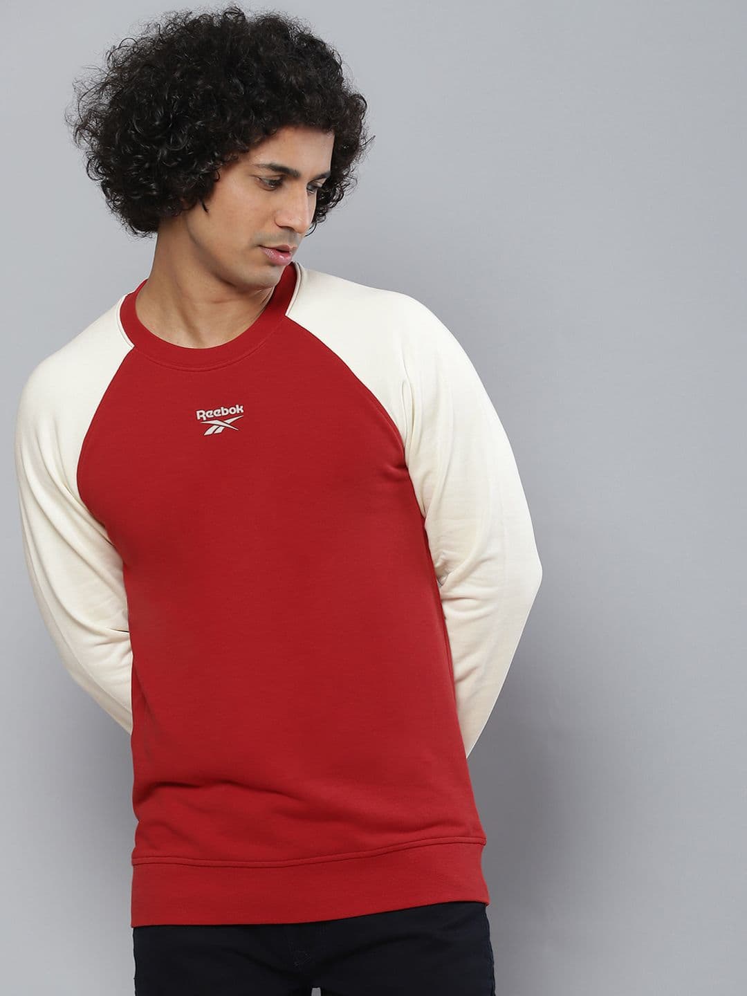 Reebok Classic Unisex Red Brand Logo Detail Sweatshirt - view 1