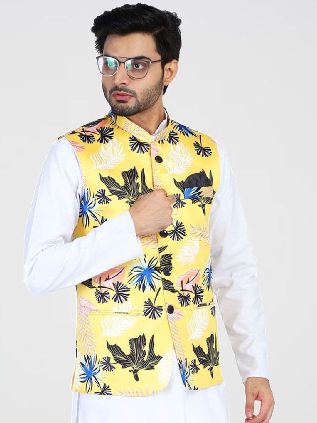 TAHVO Men Yellow & Blue Printed Satin Nehru Jacket - view 1