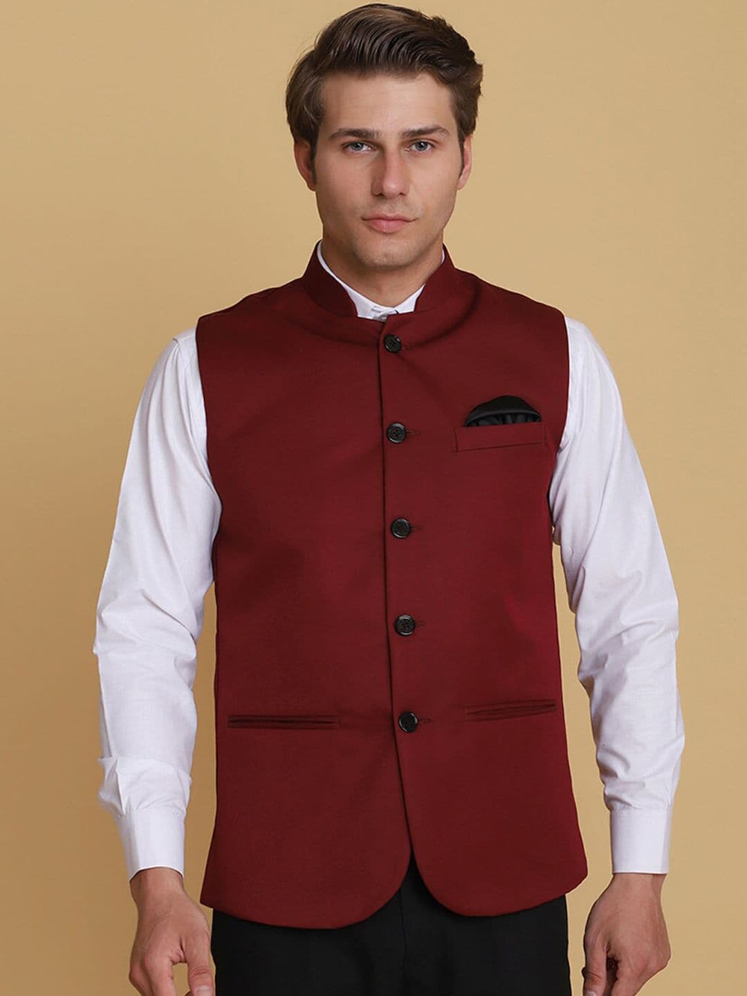 TAHVO Men Red Solid Nehru Jackets - view 1