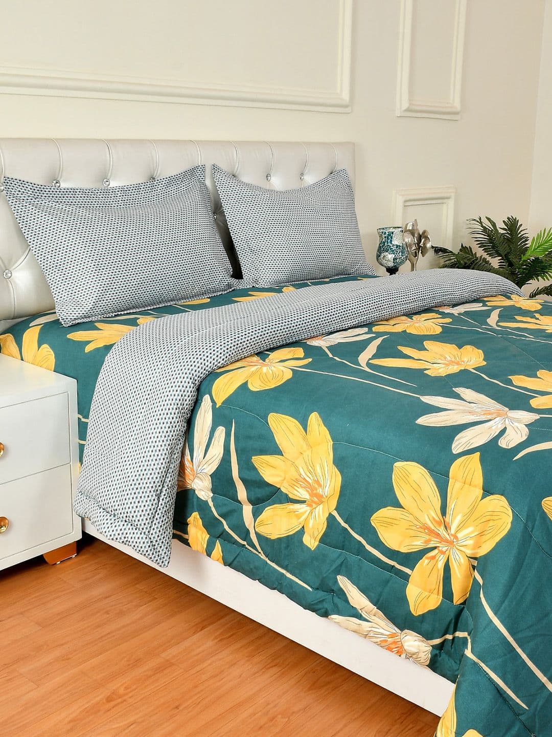 Florida Green & Yellow Floral Printed Double King Bedding Set - view 1