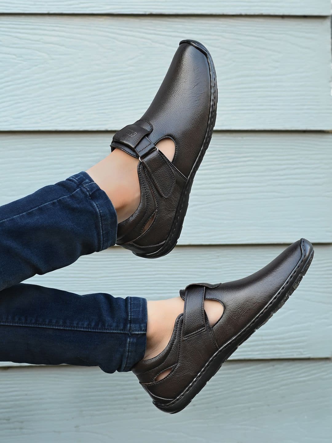 Hitz Men Brown Leather Shoe-Style Sandals - view 1
