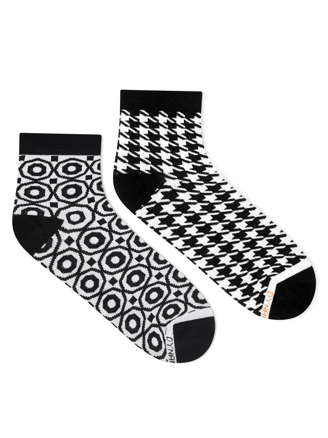 Dynamocks Unisex Pack Of 2 Black & White Printed Ankle Length Socks - view 1
